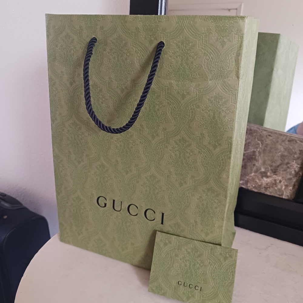 Gucci GG Marmont Matelasse Super Mini Leather Bag - Picture 8 of 12